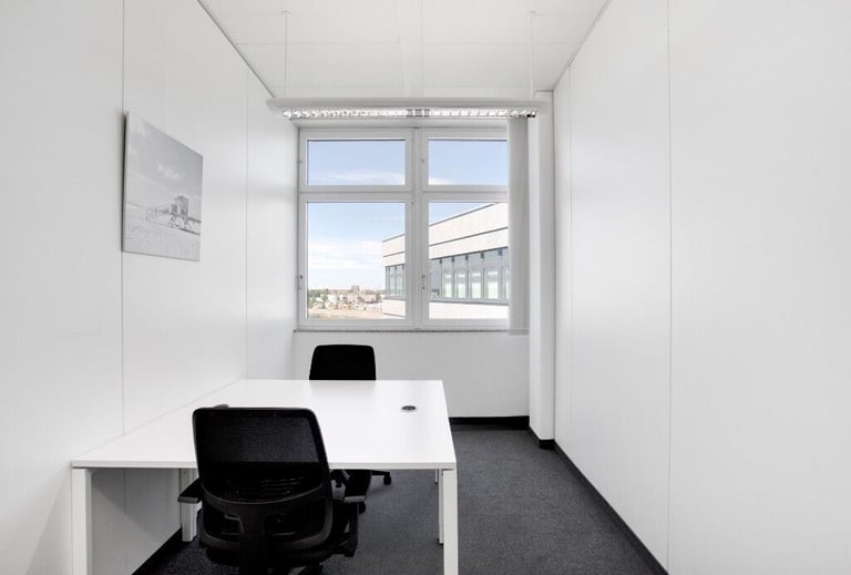 Warrington - WA2 0XP, Your private office 3 desk to rent at Cinnamon House