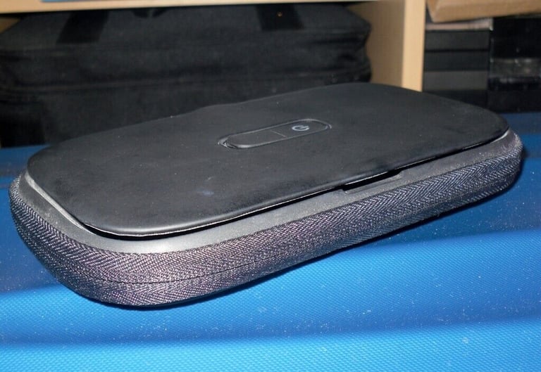 Homedics UV Clean Portable Phone Sanitiser - Kills 99.9% of Bacteria & Viruses in 60 seconds