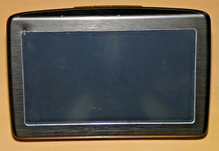 TOMTOM 4EV52 Z1230 SMART SAT NAV UNIT EUROPEAN MAPS SPEED CAMERAS IN CASE