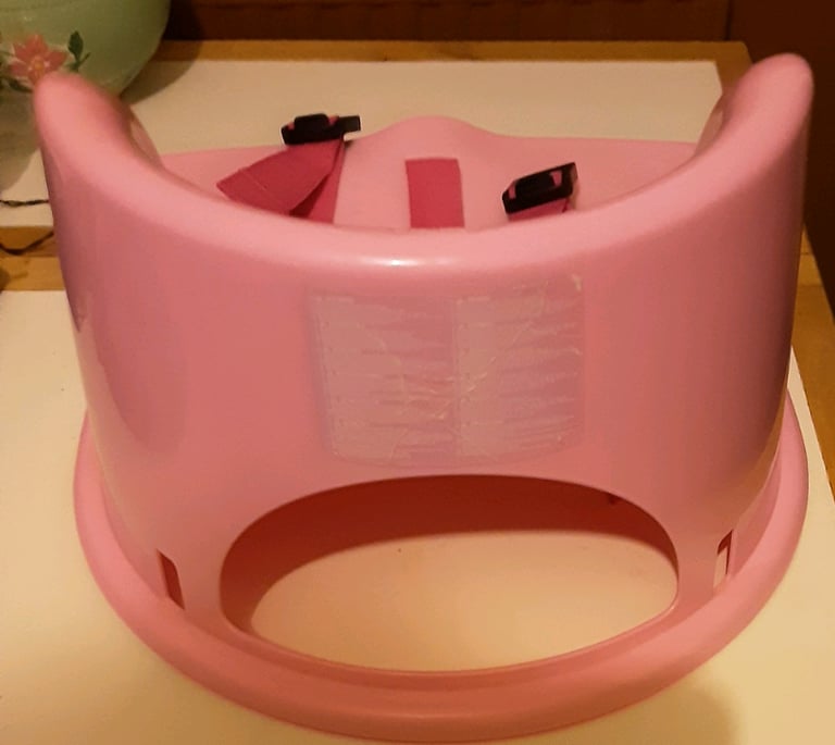 Child's Minnie mouse booster seat 