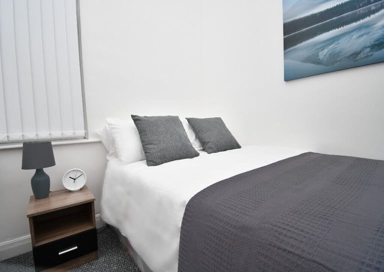 Huddersfield 4 Bed High Spec HMO For Sale Immaculate Throughout Returns in Excess of 30% PA