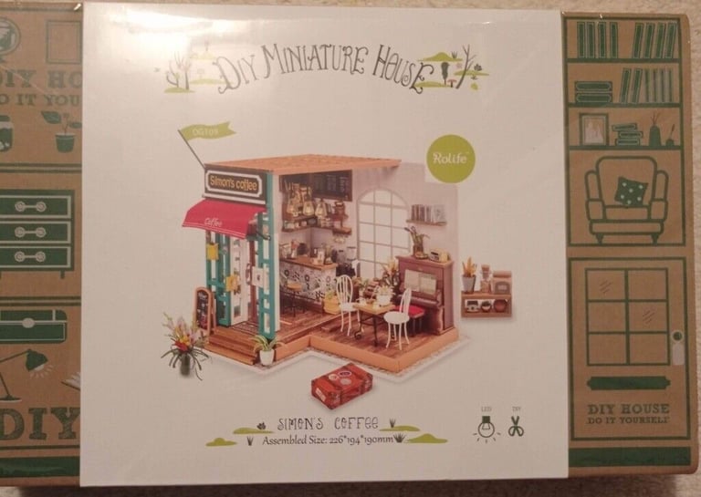 Rolife Dollhouse Miniature DIY House Kit (kitchen, coffee shop, balcony)