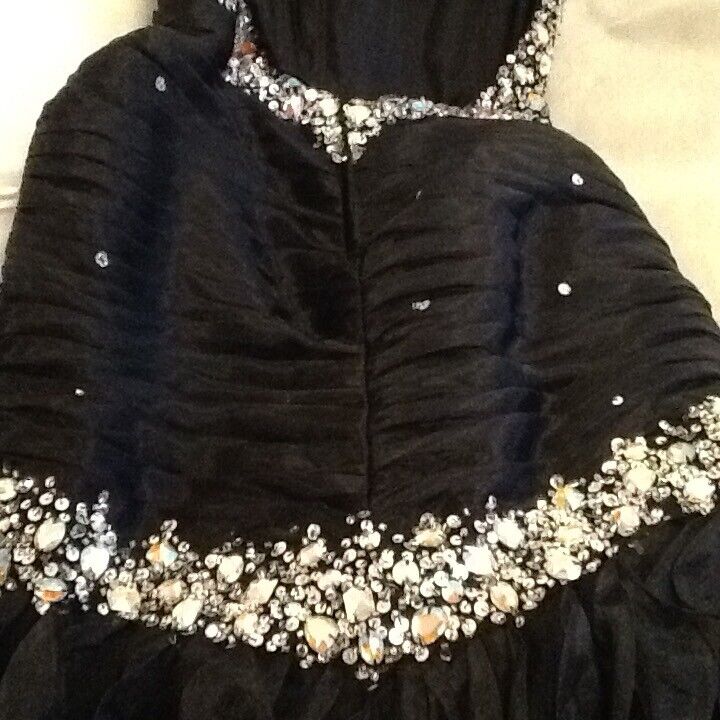 Stunning black Prom/evening dress size 10 perfect condition