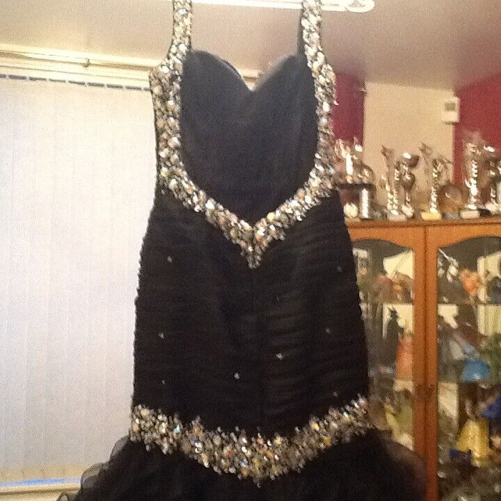 Stunning black Prom/evening dress size 10 perfect condition