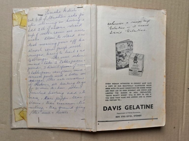 The Coronation Cookery Book by Jessie Sawyer O.B.E 1947 or 1951 ? Edition Pages 278 + Index