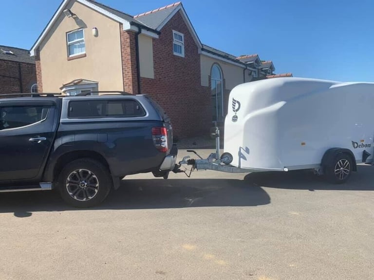 Debon C1300 motorcycle trailer enclosed New - £4450 + VAT ✅