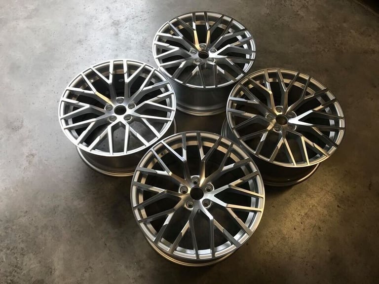 18" Inch Audi R8 V10 style Alloy wheels - VW POLO -  SEAT IBIZA -  AUDI A1 - Skoda Fabia 5x100