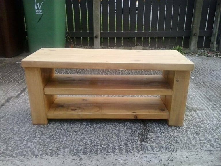 HAND MADE TIMBER DINING,COFFEE TABLES,CHAIRS,BENCHES,BEDS,TV UNIT,ANYTHING MADE
