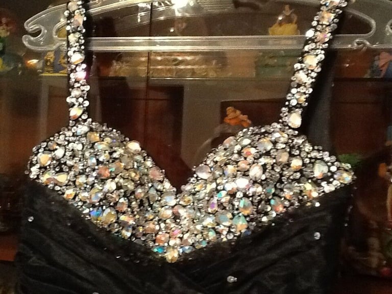 Stunning black Prom/evening dress size 10 perfect condition