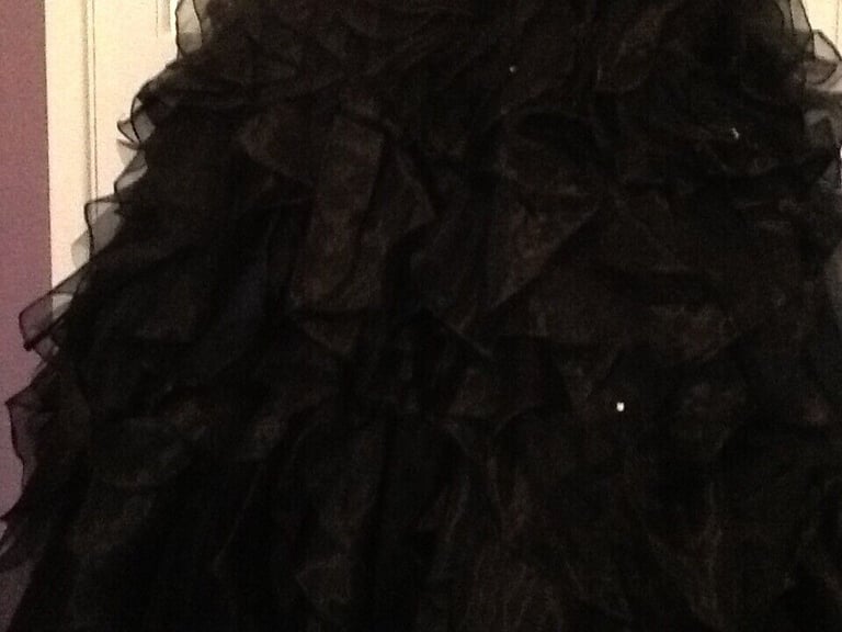 Stunning black Prom/evening dress size 10 perfect condition