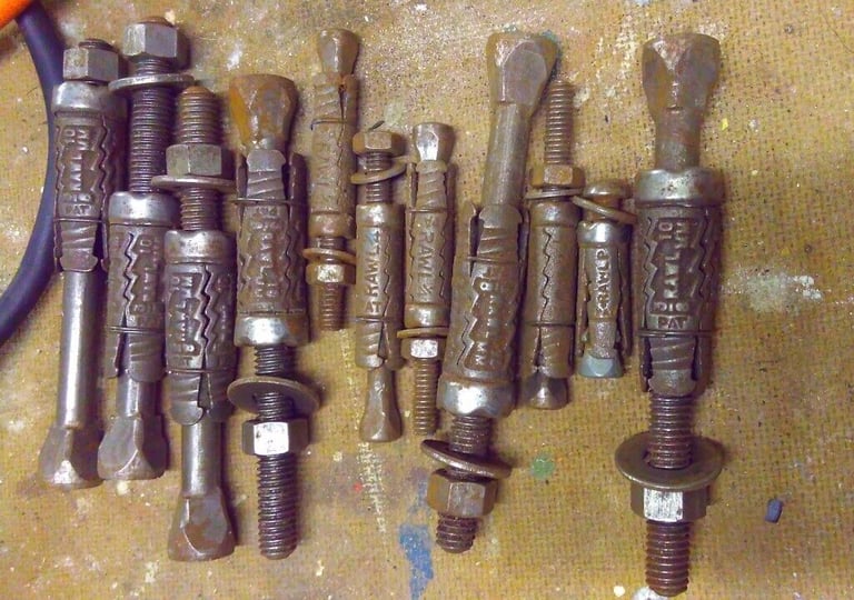 RAWLBOLT x 11 Vintage Mechanical Expanding Shield Anchor Plugs, Loose bolt