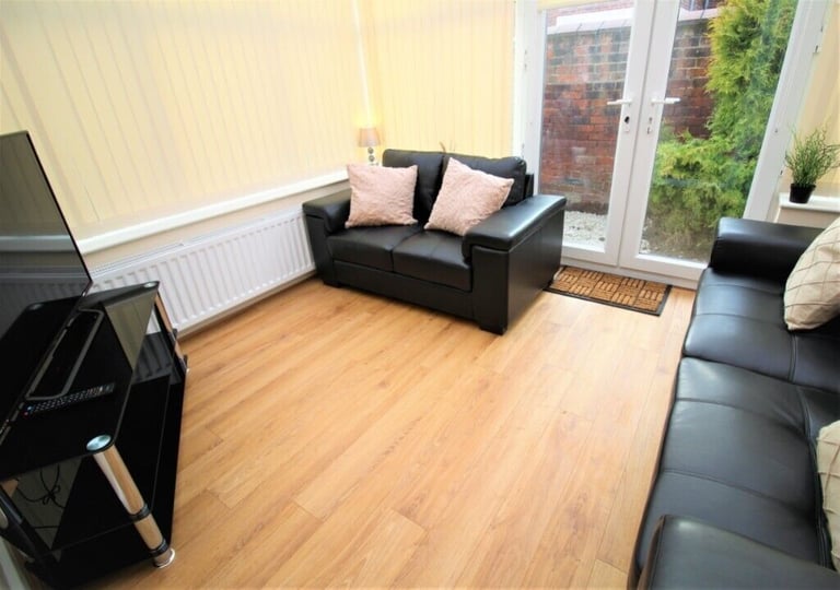 FRIENDLY HOUSE SHARE - BALBY!