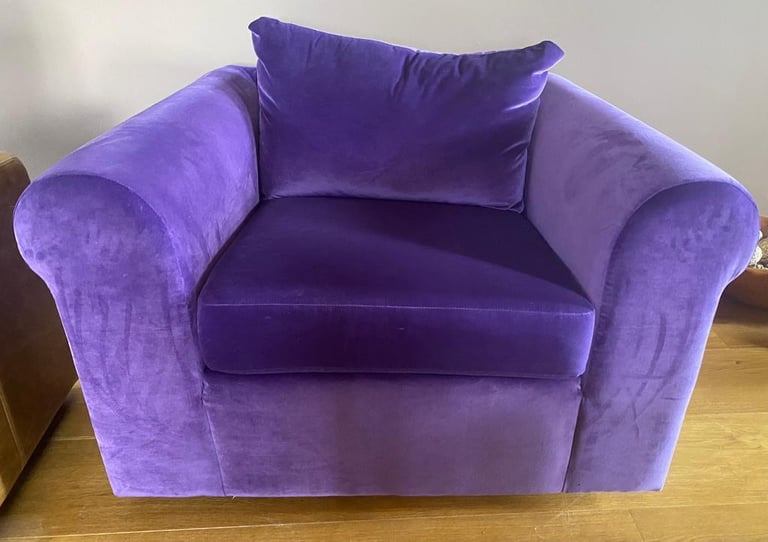 Fab NEXT Boheme Purple Velvet / Velour Snuggle Chair | in Inverness,  Highland | Gumtree