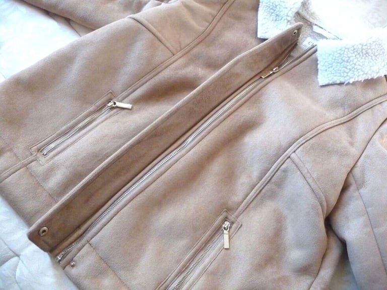 LADIES CLASSIC M&S SUEDE AND FLEECE LINED JACKET.. SIZE 14 UK