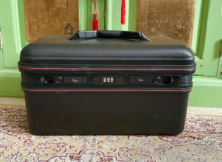 Vintage Vanity Case