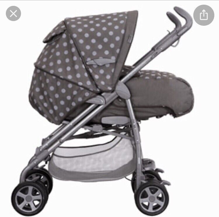 M&P’s Mama & Papas Grey Polka dot Pliko Pramette including car seat and base - Ipswich