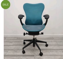 Herman Miller Mirra 2 Butterfly, sell fast for Christmas present 