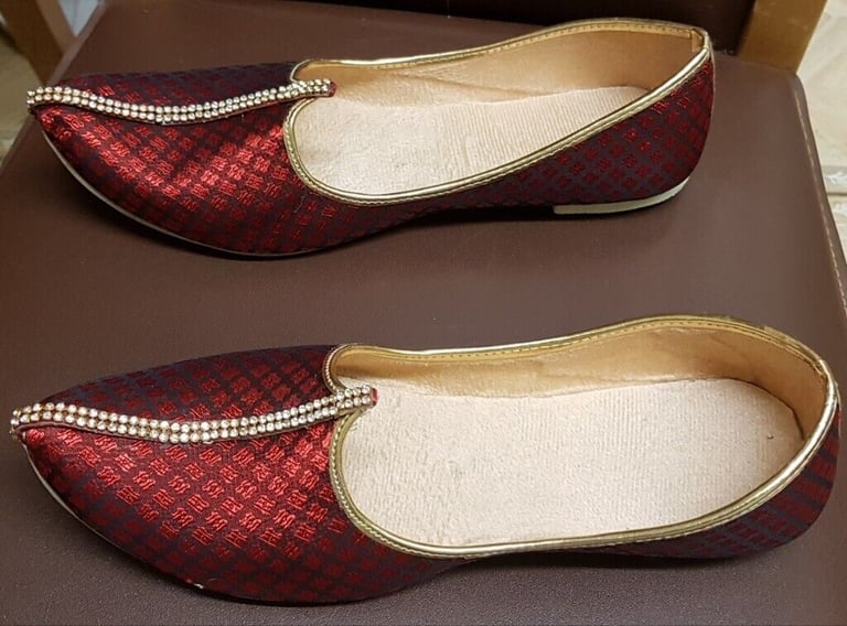 image for Men's Sherwani Shoes NEW 