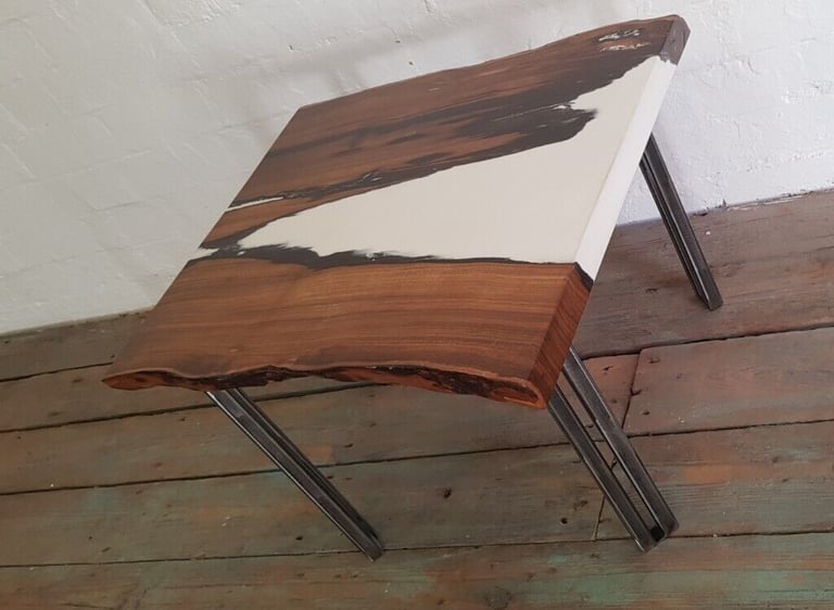 BESPOKE WANEY EDGE ROBINIA PLANK WOOD COFFEE TABLE WITH INDUSTRIAL STEEL LEGS