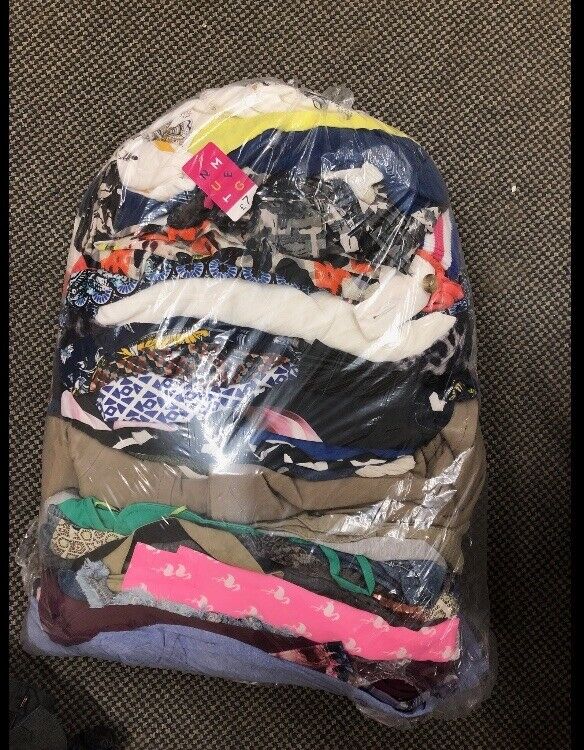 Wholesaler of Second Hand Clothing Adults or kids A or B Grade From £1 KG. Delivery Available