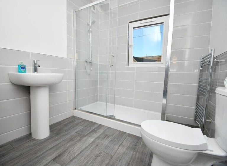 HIGH SPEC 5 BED 5 BATH HMO FOR SALE BARROW-IN-FURNESS