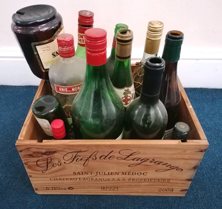 SELECTION 1960s to 1990s RARE & COLLECTABLE ALCOHOL BOTTLES 12 empty b