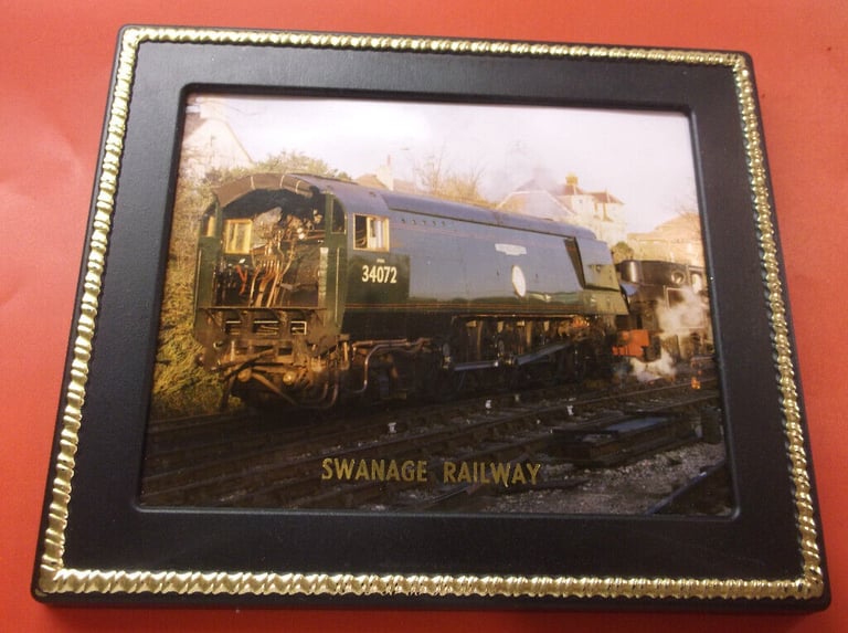 SWANAGE RAILWAY CARDS IN PLASTIC FRAMES   £2 .50  each