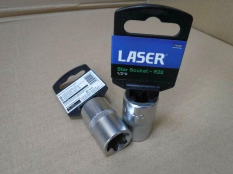 Brand New 2x E22 Female Torx Star Socket, ½-inch square drive sockets