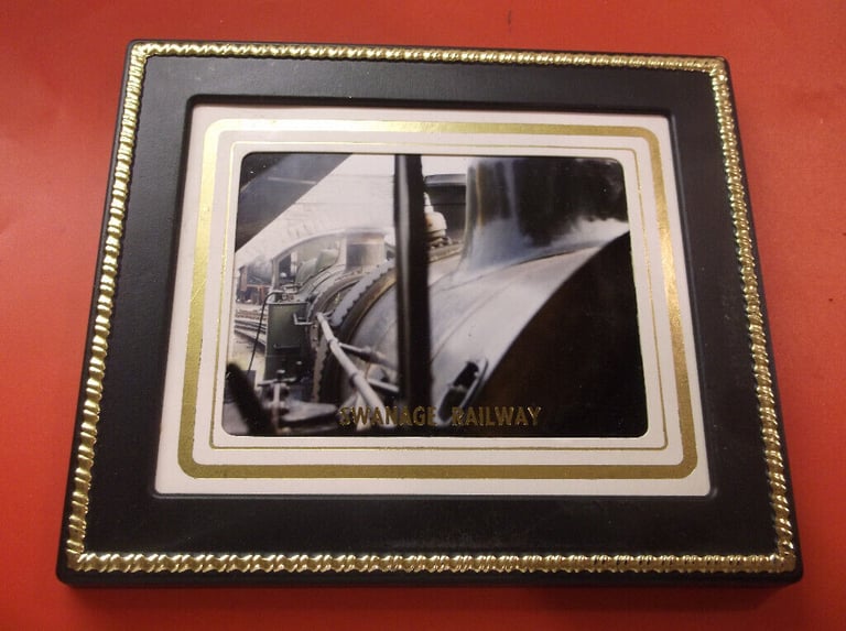 SWANAGE RAILWAY CARDS IN PLASTIC FRAMES   £2 .50  each