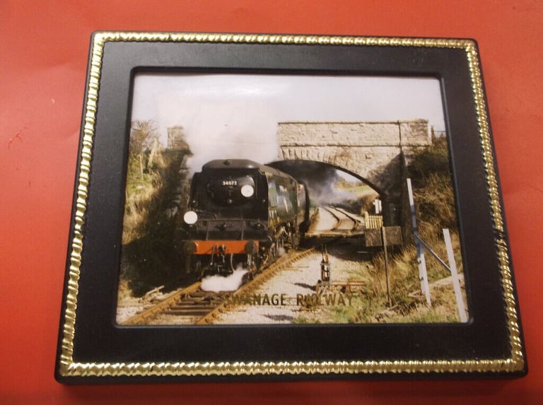 SWANAGE RAILWAY CARDS IN PLASTIC FRAMES   £2 .50  each
