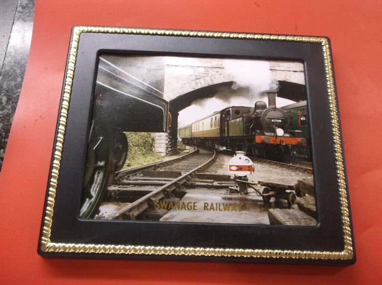 SWANAGE RAILWAY CARDS IN PLASTIC FRAMES   £2 .50  each