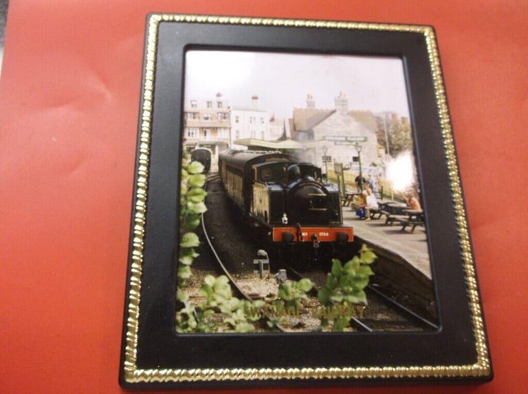 SWANAGE RAILWAY CARDS IN PLASTIC FRAMES   £2 .50  each