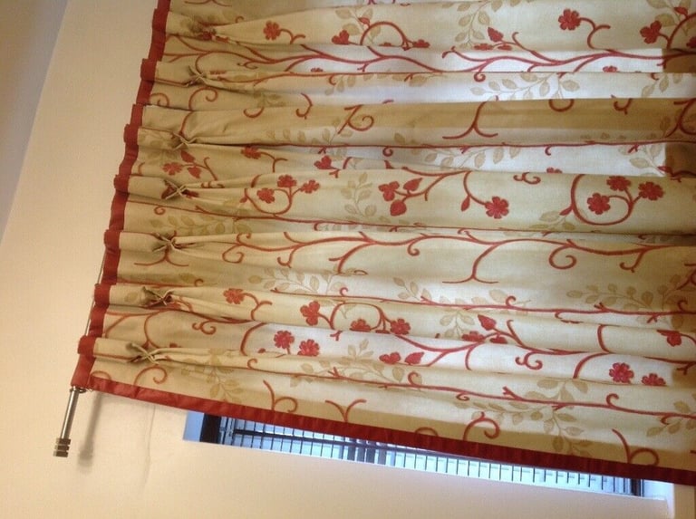 Hardly Used Lined Pair Of Curtains VGC