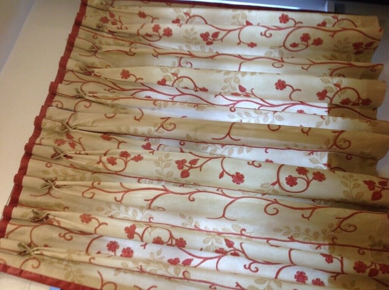 Hardly Used Lined Pair Of Curtains VGC