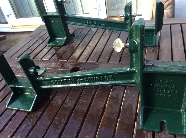 Beer Barrel Stillage
