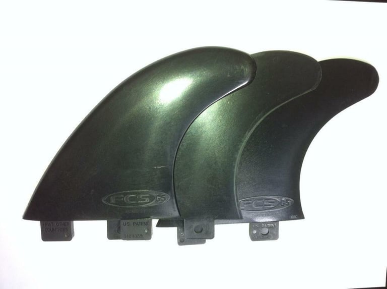 Surfboard Fins FCS Set of 3 black or white surf fin. Singles & Quads also available