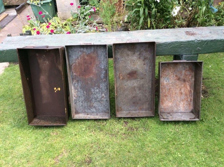 image for Metal trays