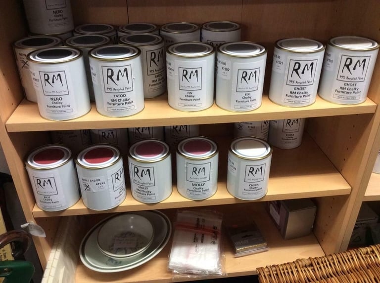 Furniture Chalk Paint - £10 750ml tin ( only pink left)