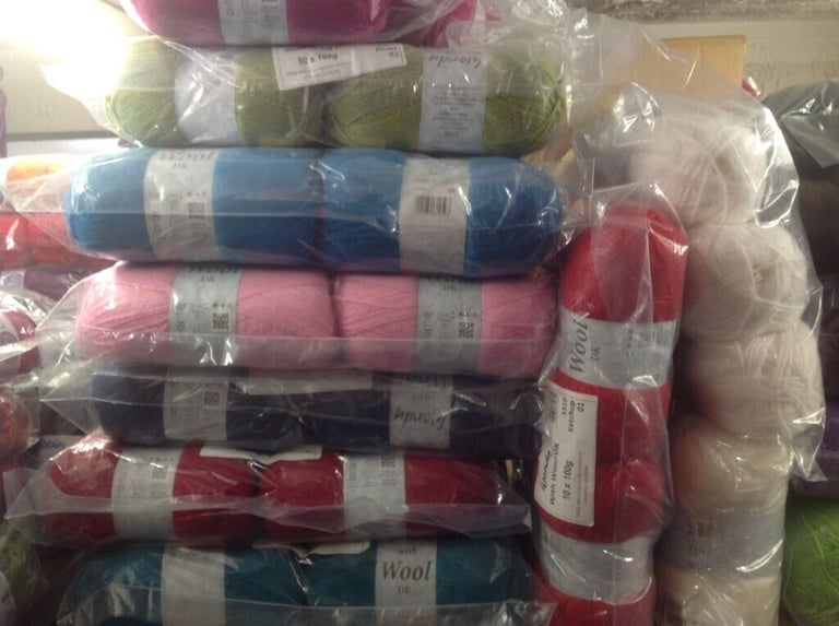 Wendy Peter Pan Baby Ultra Soft Double Knitting Wool New Various Colours Available