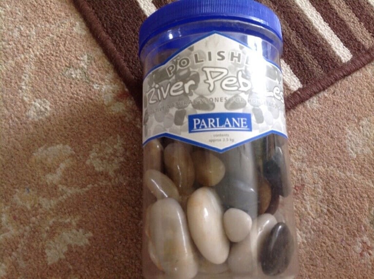 image for PARLANE POLISHED RIVER PEBBLES
