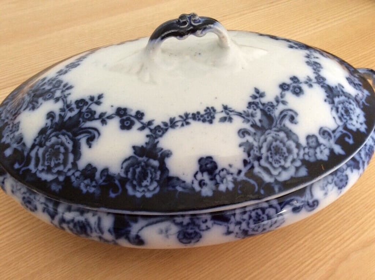 image for MYOTT & SON ANTIQUE DISH & LID Circa 1910