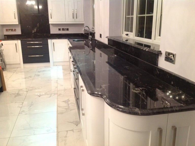 Granite & Quartz Kitchen Worktops ....... from ONLY £1000