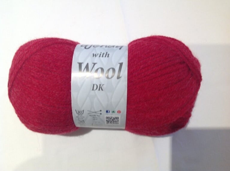 WENDY DOUBLE KNITTING WOOL with 20% PURE WOOL & 80% PREMIUM ACRYLIC, SEVEN  COLOURS 5X100G BALLS 