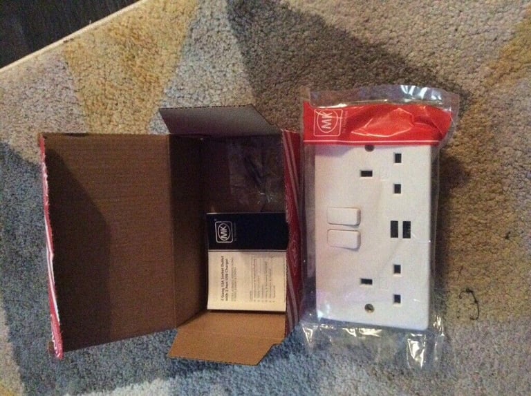 Mk twin sockets with usb charger ports 