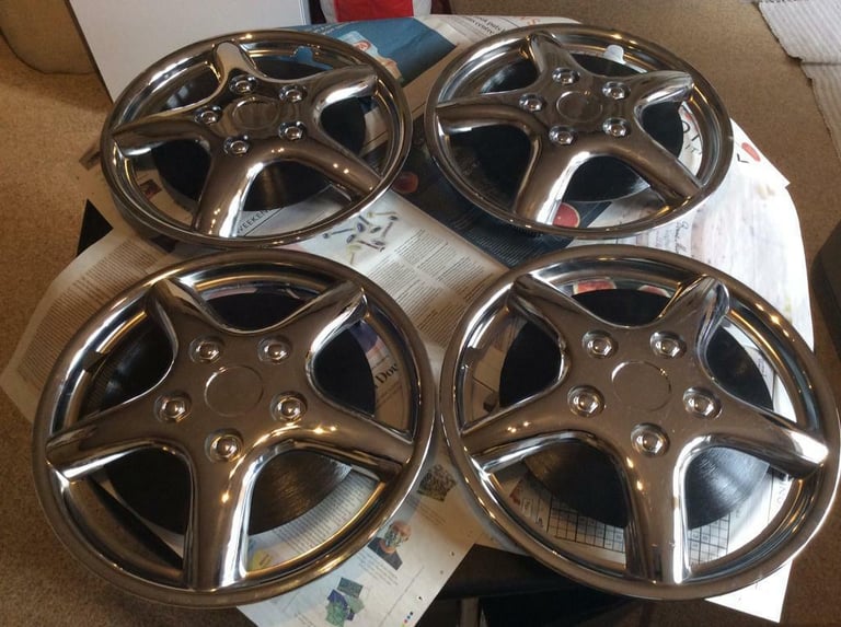 image for CHROME 14ICH WHEEL TRIMS (M)