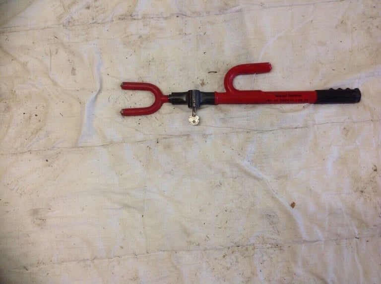 Antitheft hook lock bar