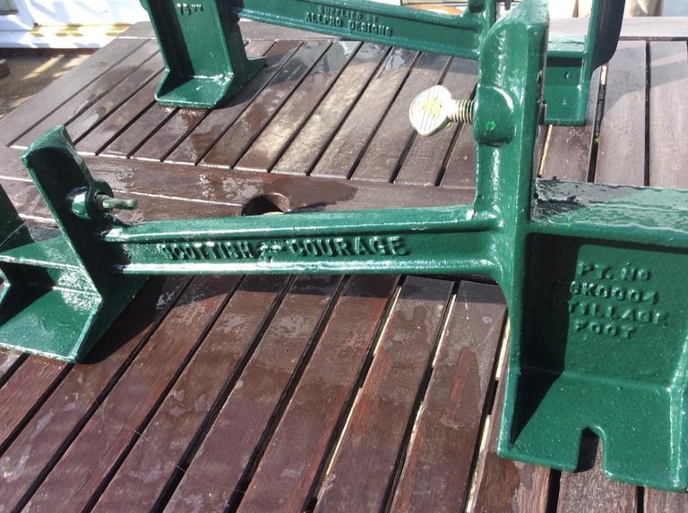 Beer Barrel Stillage