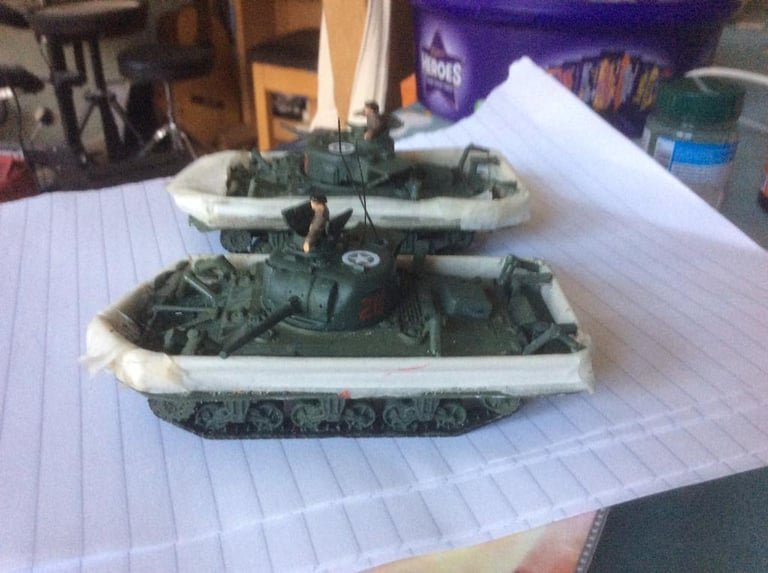 Armourfast adapted Sherman DD x2 £8