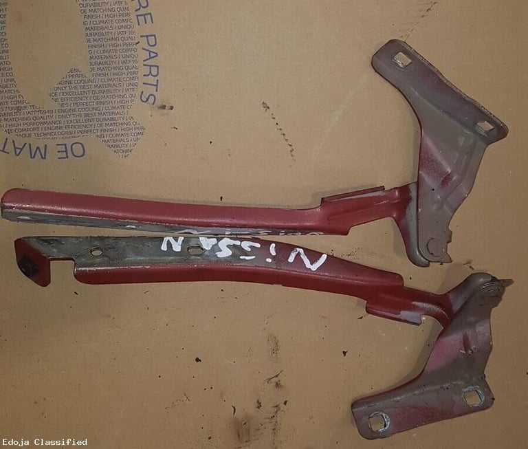 image for Nissan Note Bonnet Hinges 2008