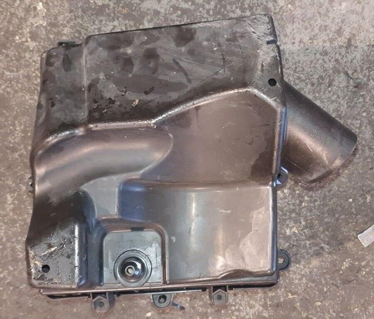 Vauxhall Corsa D Air Filter Box 2010